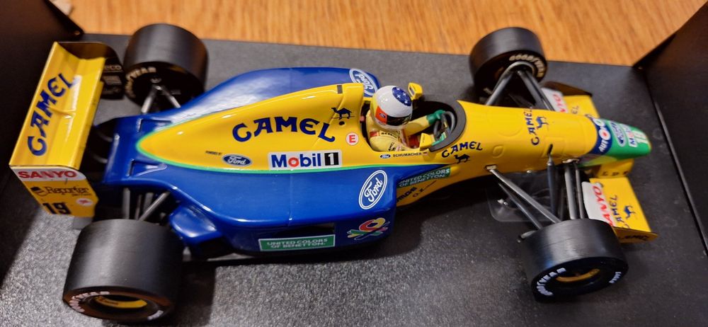 Benetton B191B Michael Schumacher F1 Early Season 1992 1:18 (Neu und ...
