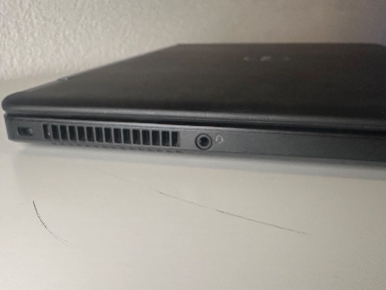 Dell Notebook: Dell Latitude E5250 | 12.5" Kompakter Laptop – Usato da Pfäffikon ZH venduto da AnjaZOLA 4