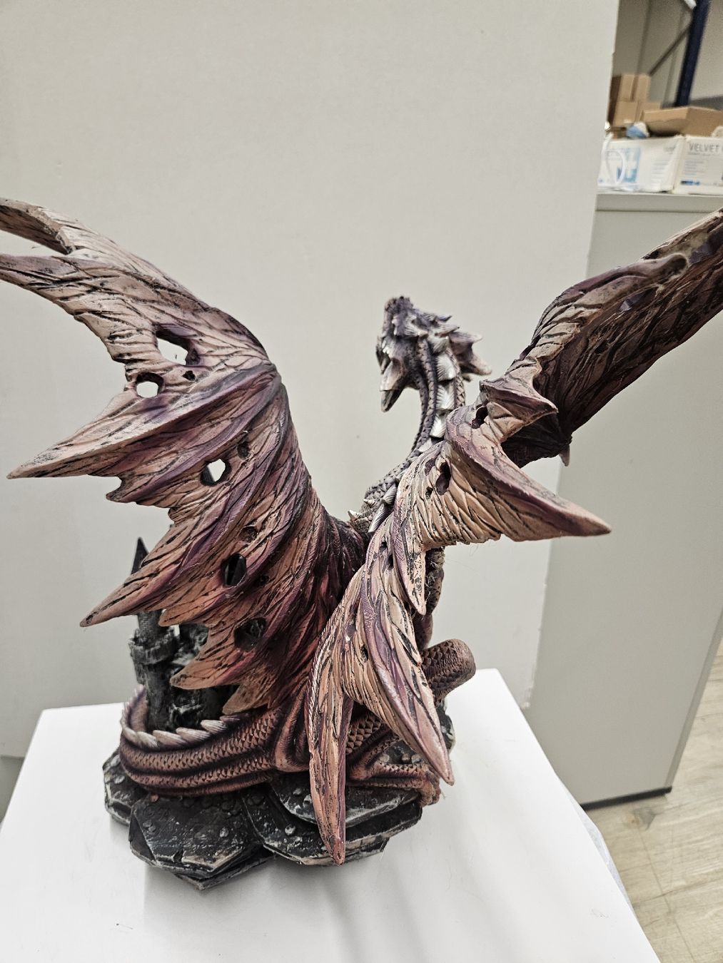 Statuette: Large Dragon Castle 54x35cm – Nuovo (secondo la descrizione) da Dielsdorf venduto da Kenan997 5