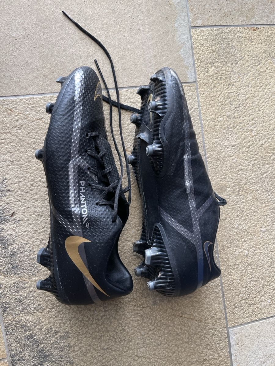 Scarpe da uomo: Fussballschuhe Nike Phantom Gr.43 – Usato da Maisprach venduto da Leoli123 1