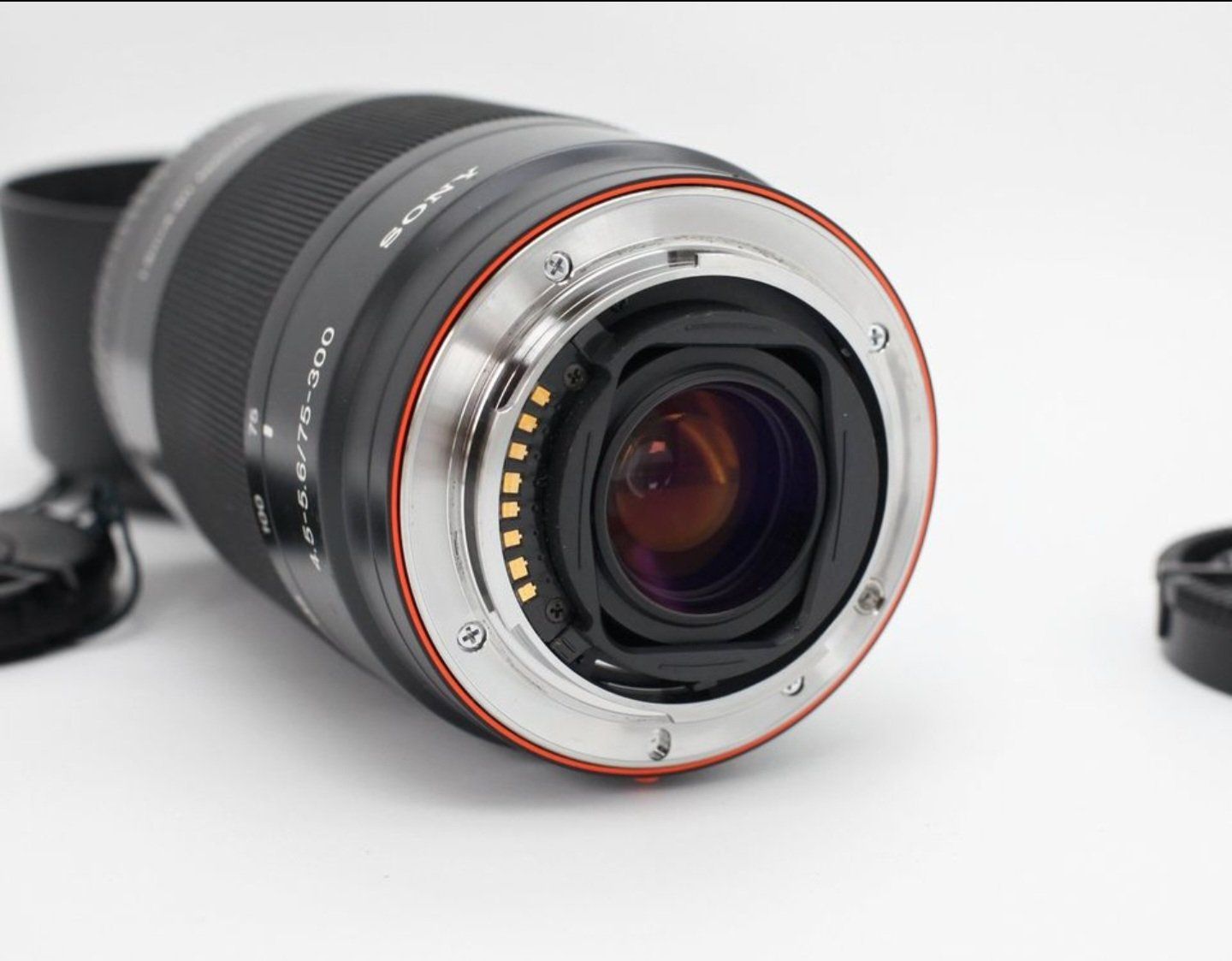 Sony Obiettivi: Sony AF 75-300mm f4.5-5.6 Macro – Usato da Schwerzenbach venduto da Fuifol 3
