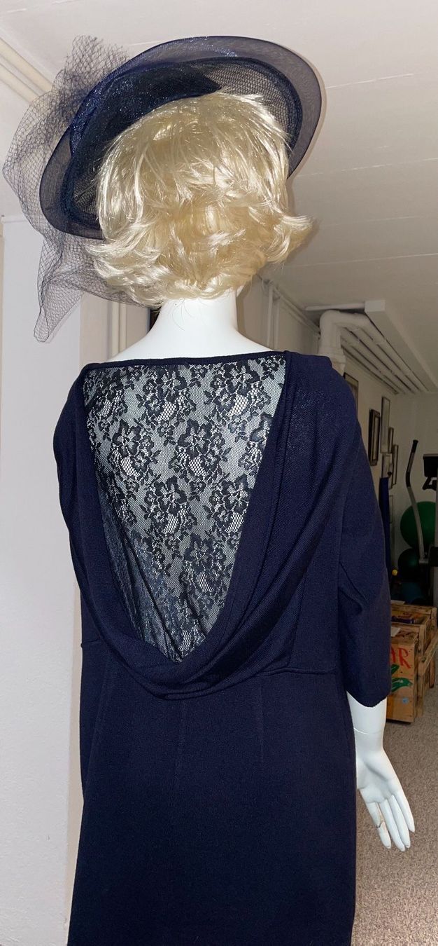 Vestiti: Élégante robe bleu foncé – Nuovo (secondo la descrizione) da Genève venduto da flocon06 3