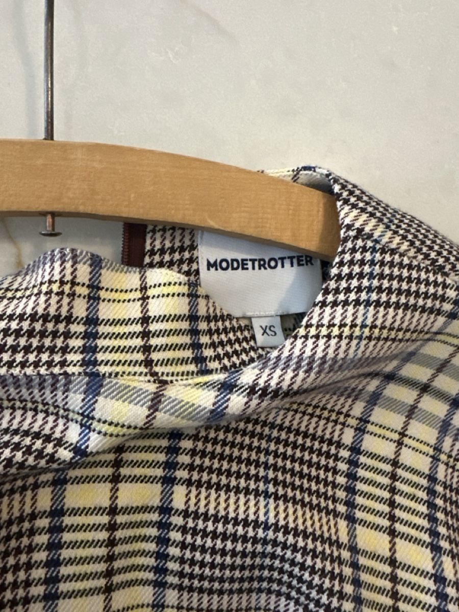 Vestiti: Robe Modetrotter – Usato da Founex venduto da reb_fws9 1