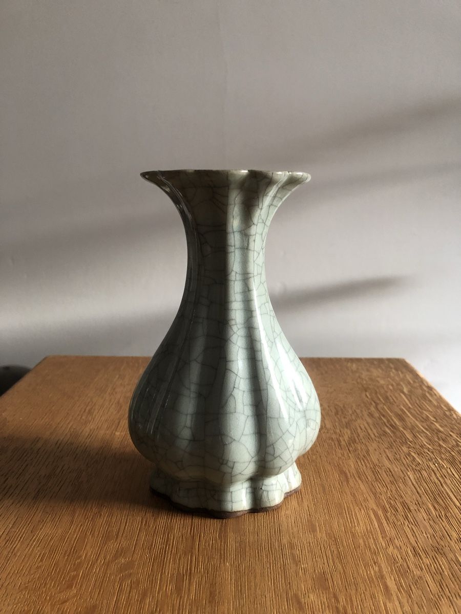 Vase & Récipients: Celadon vase – D'occasion à Basel par Amechan.