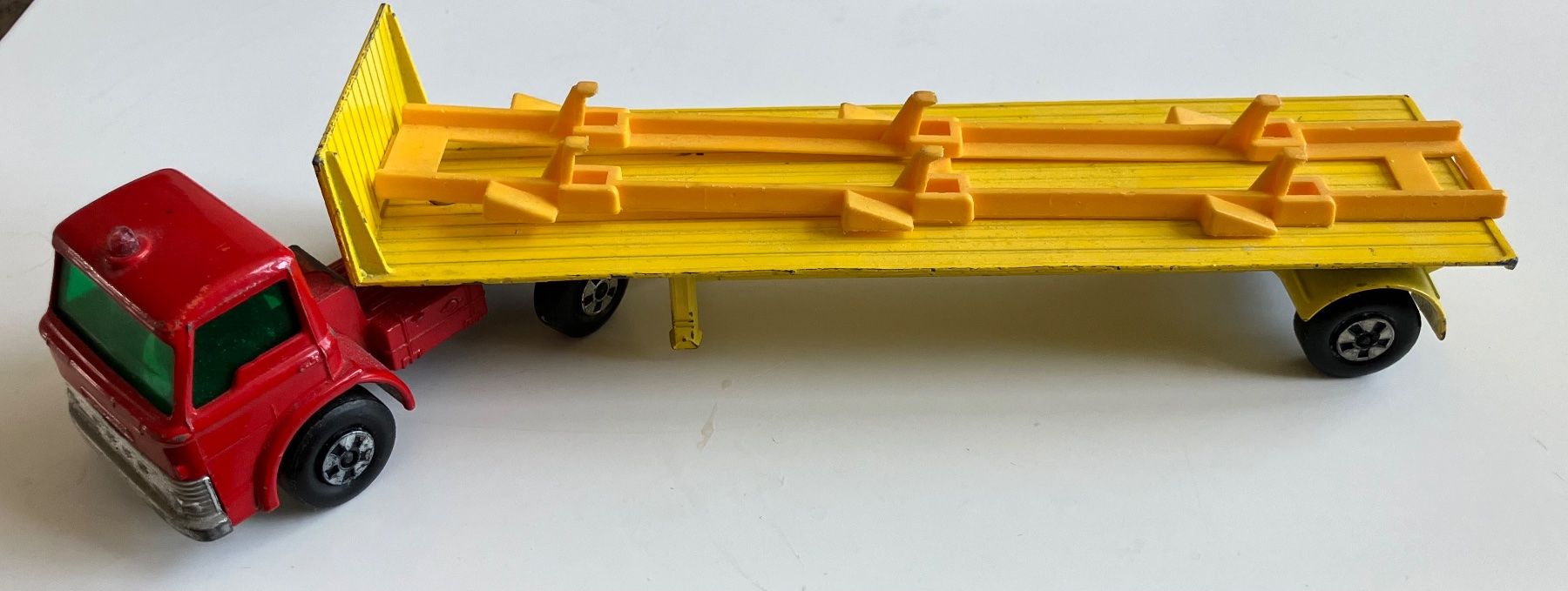 Matchbox Modellini d'auto: Matchbox Super Kings K-20 Renntransporter – Usato da Zürich venduto da Kue_Zuerich