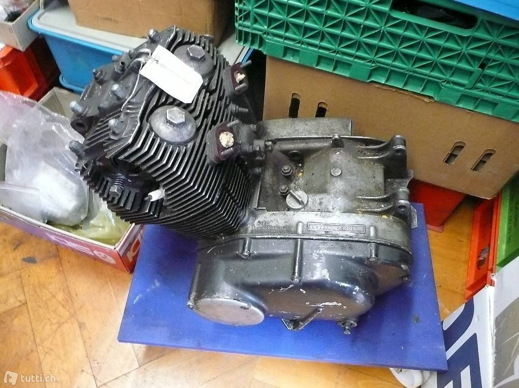 Honda Motori: OLDTIMER HONDA CB72 250 1966 MOTOR NICHT KOMPLETT – Difettoso da Wängi venduto da Toeff85