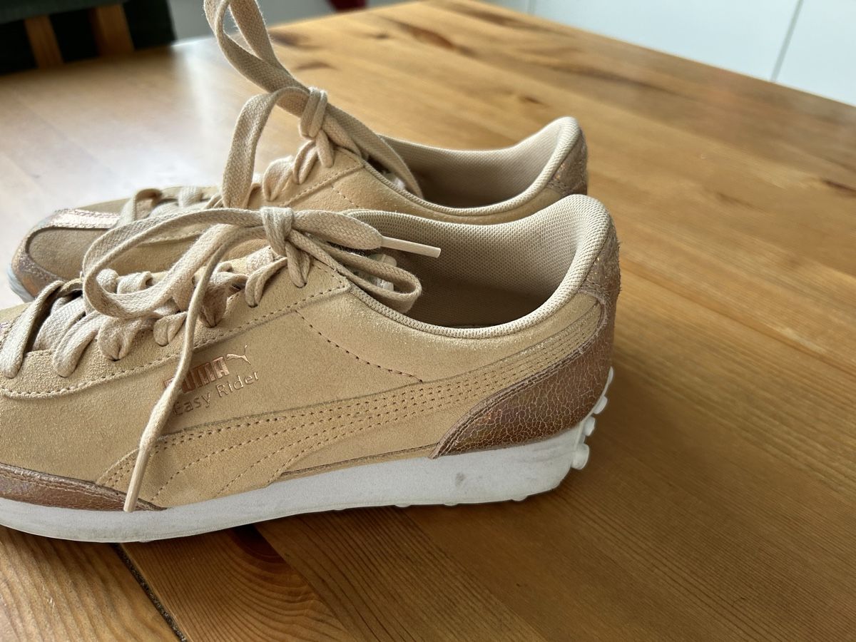 Puma Damenschuhe: Baskets Puma – Gebraucht aus Lausanne von naranjo 1