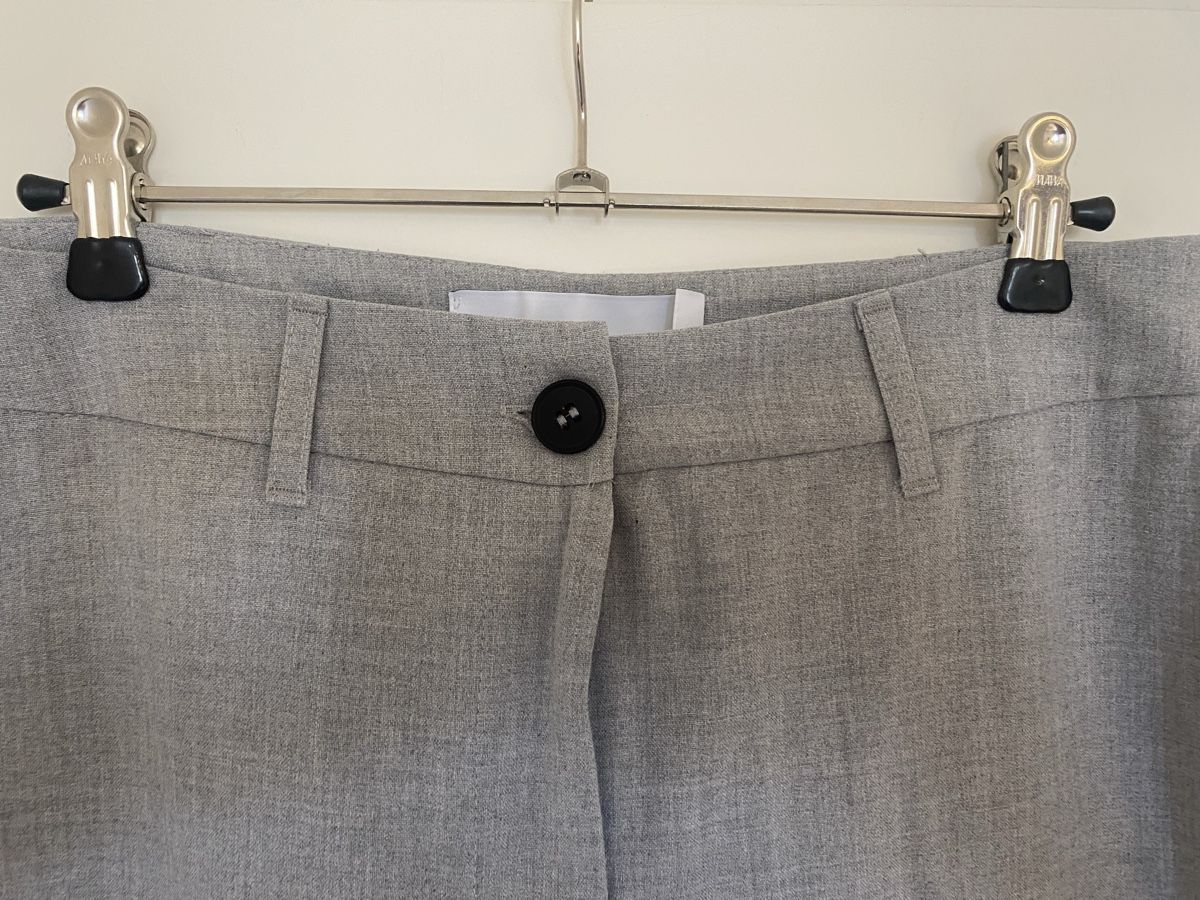 Bershka Hosen: Pantalon élégant gris - Bershka - taille 38 – Neu (gemäss Beschreibung) aus Nyon von meganhw 3