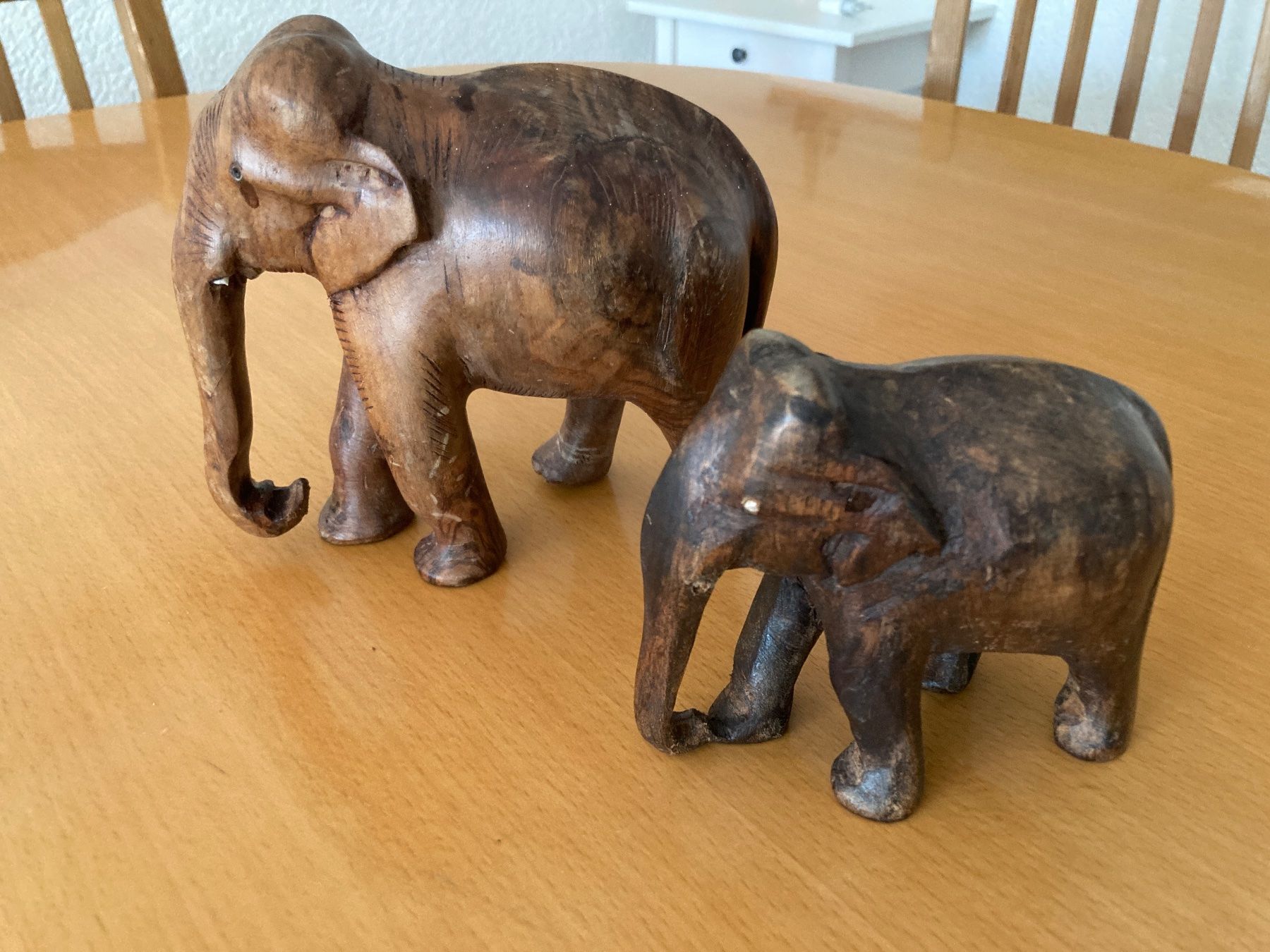Toutes les décorations: Holz Elefanten 2er Set Dekoration – D'occasion à Gelterkinden par froggy80 1