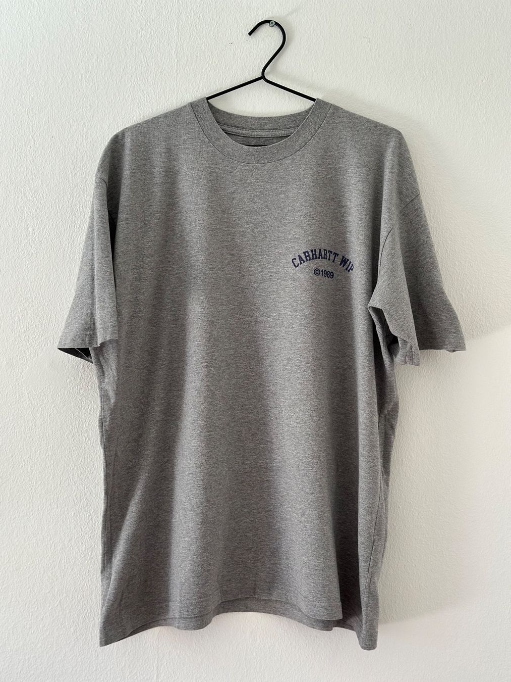Carhartt T-shirt: Carhartt T-Shirt – Usato da Zürich venduto da dlanowato 1