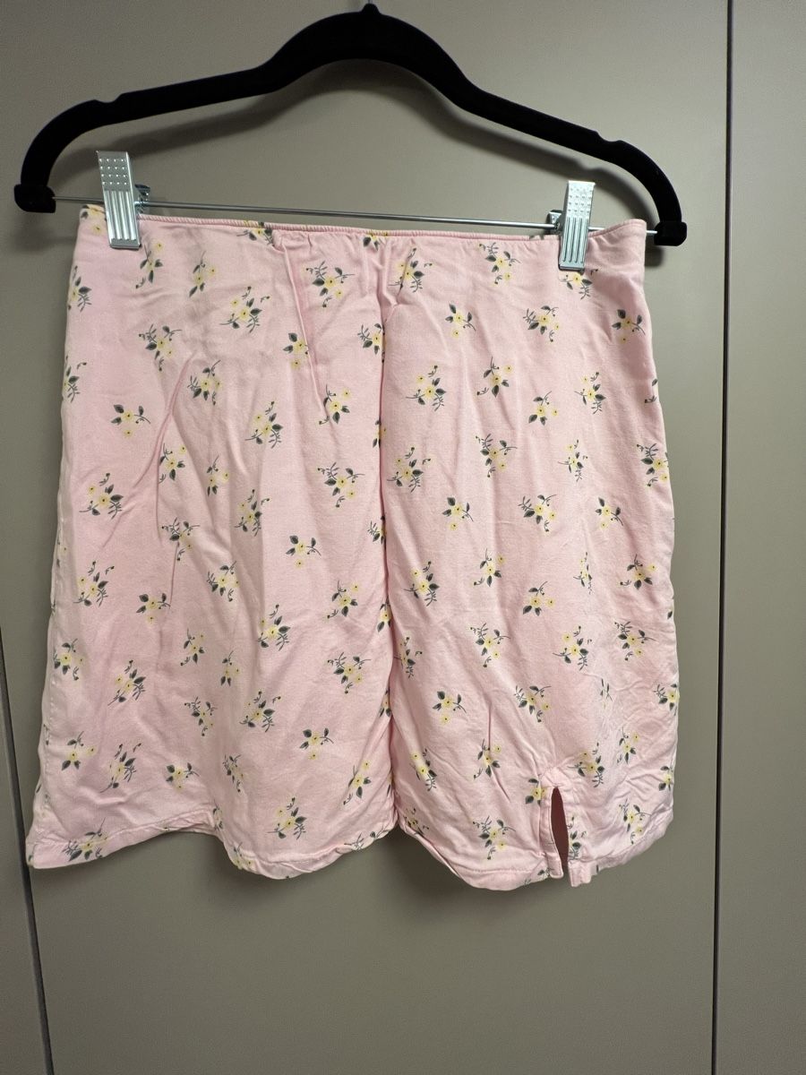 Hollister Jupes: Pink Hollister mini skirt – Neuf (Voir description) à Prangins par ale_f88f