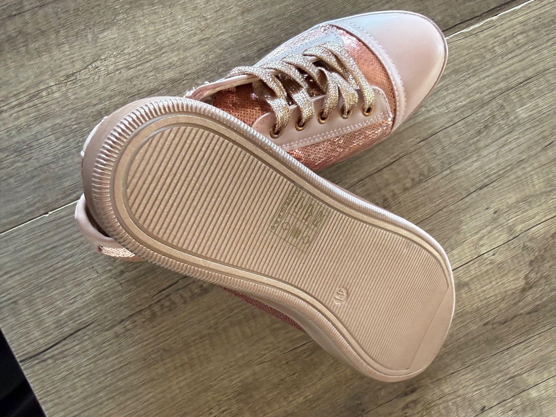 Scarpe da donna: Sneaker in Glitzeroptik – Nuovo (secondo la descrizione) da Sigriswil venduto da ck56 1