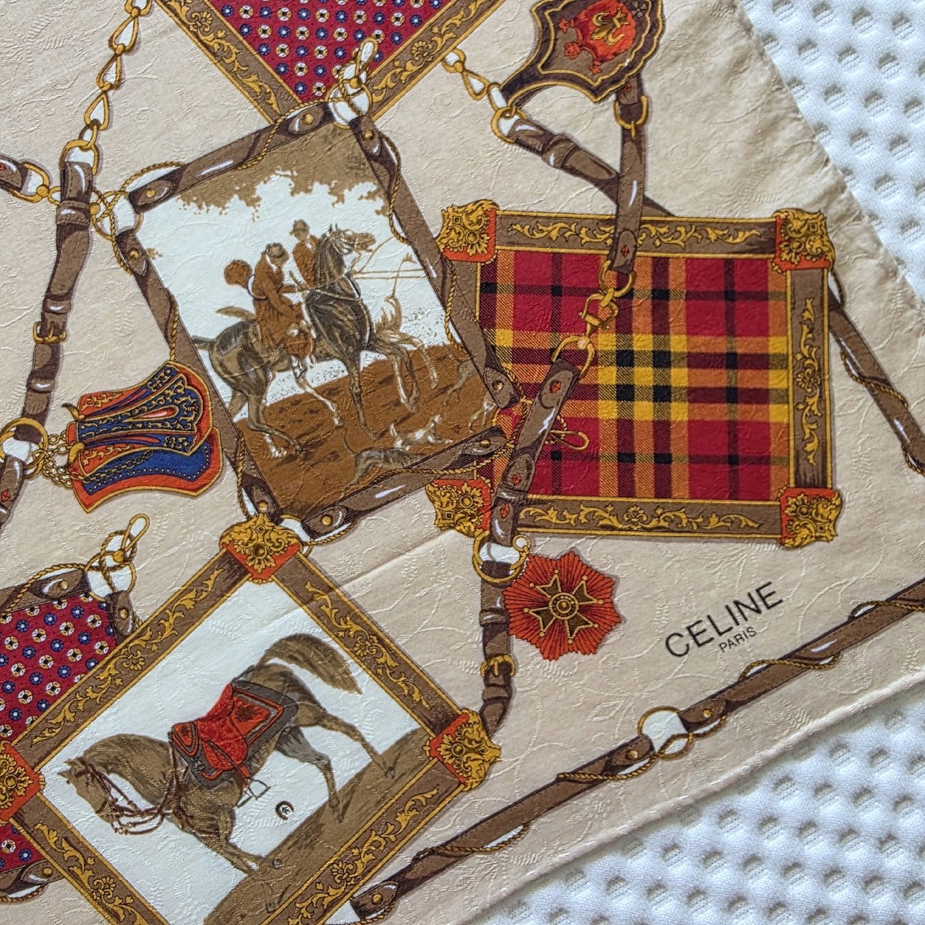 Celine Foulards, Tücher & Schals: Vintage Céline Paris Tuch – Neu (gemäss Beschreibung) aus Zürich von LIMAR 2