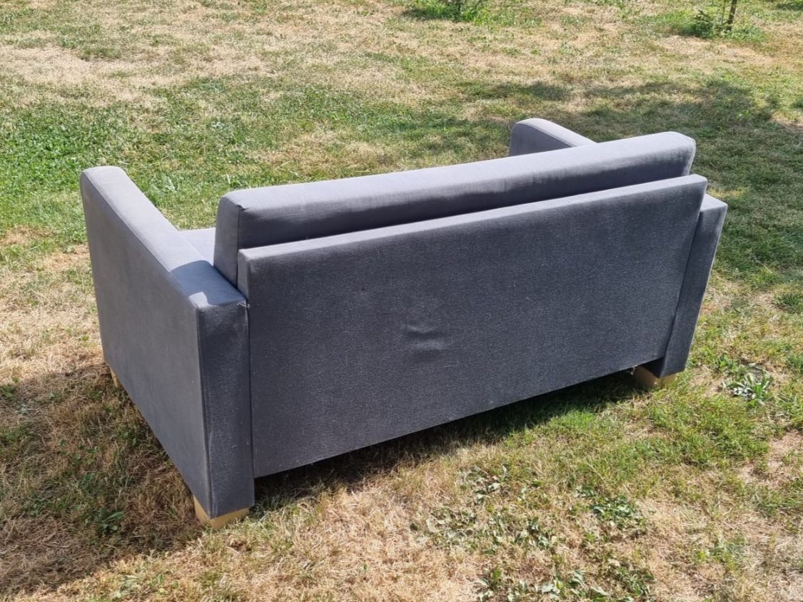 Sofas: Schlafsofa grau 2-Sitzer gebraucht – Gebraucht aus Tafers von JP911 4
