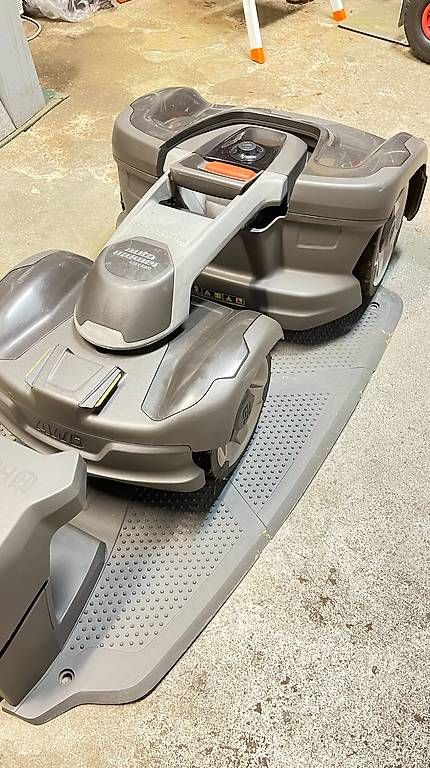 Tagliaerba: ZU VERKAUFEN Automower 435X AWD – Usato da Villigen venduto da maehen 2