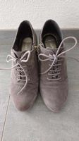 Clarks (35)