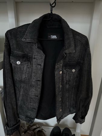 🌸🌸🌸 NEUWERTIGE Karl Lagerfeld Jeansjacke in Grösse S