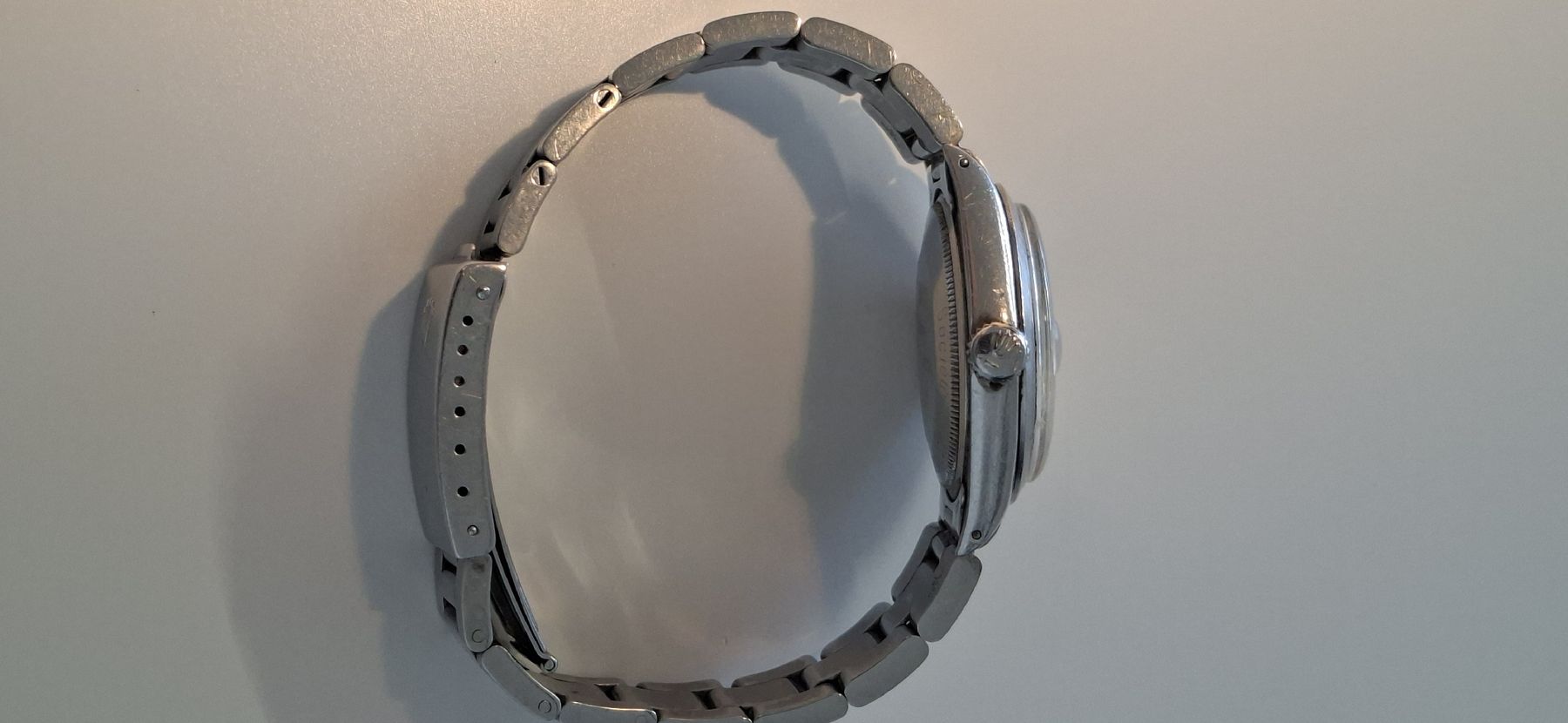 Rolex Montres: Rolex Oyster Perpetual Date Ref 1500 – D'occasion à Roche VD par Monde001 2