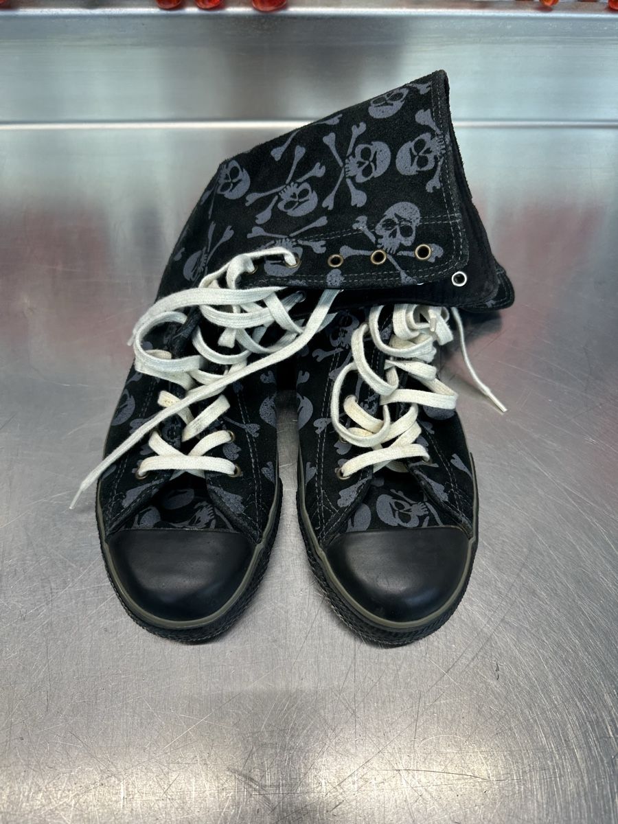 Scarpe da uomo: Totenkopf Chucks. Top Zustand – Usato da Schwende venduto da weesli 1