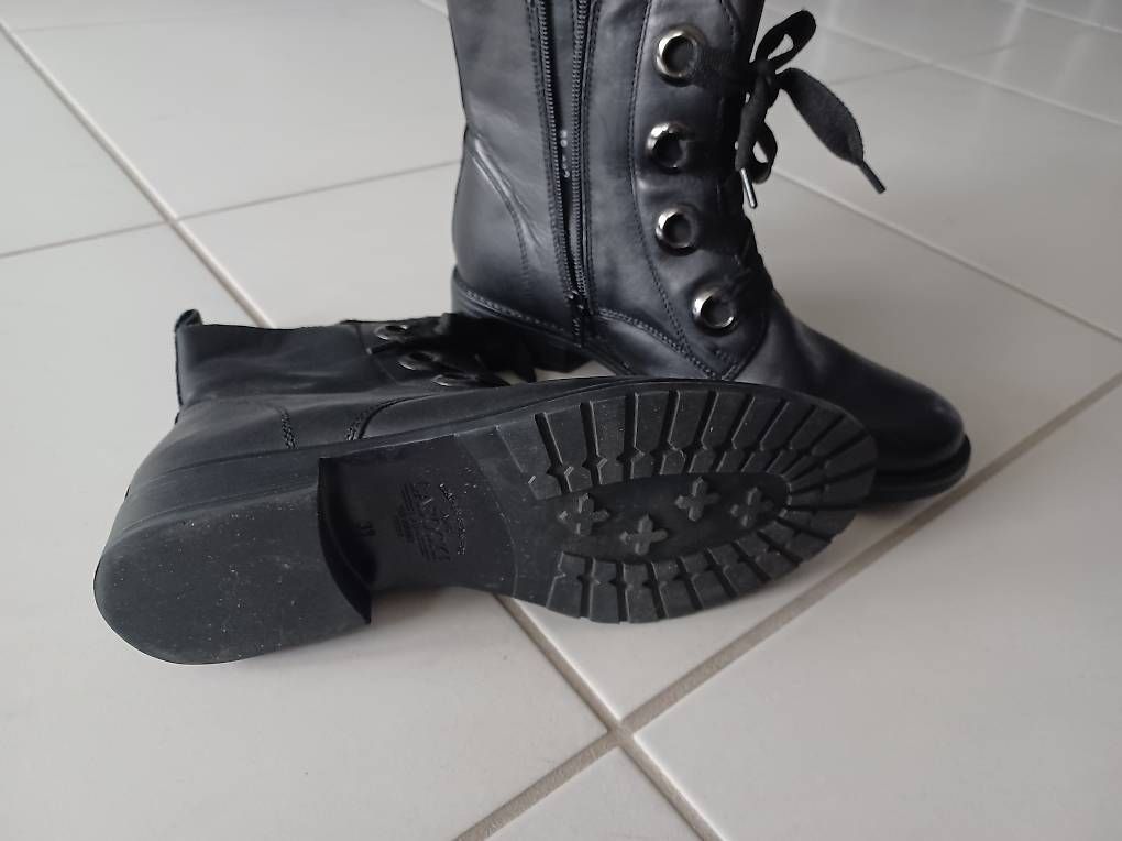 Scarpe da donna: Boots echtes Leder gr.39 – Nuovo (secondo la descrizione) da Bronschhofen venduto da Katrusja 1