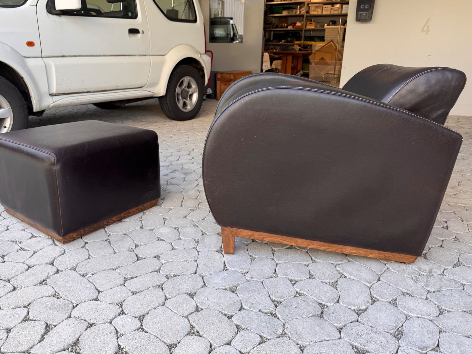 Sessel: Retro Leder Lounge Sessel mit Hocker – Gebraucht aus Horgen von Annabelle05 2