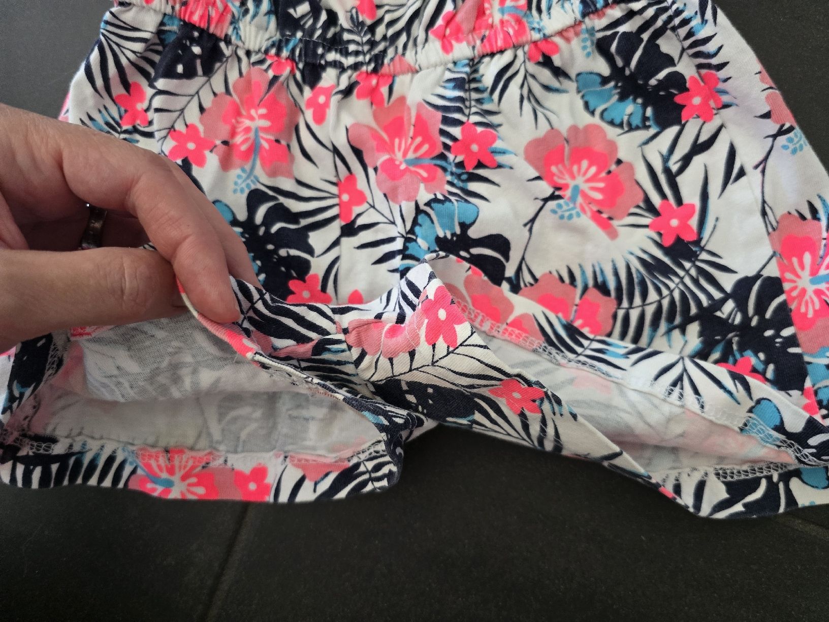 Jumpsuits: Jumpsuit Sommer Mädchen gr.104 – D'occasion à Unterentfelden par Panda-87 1