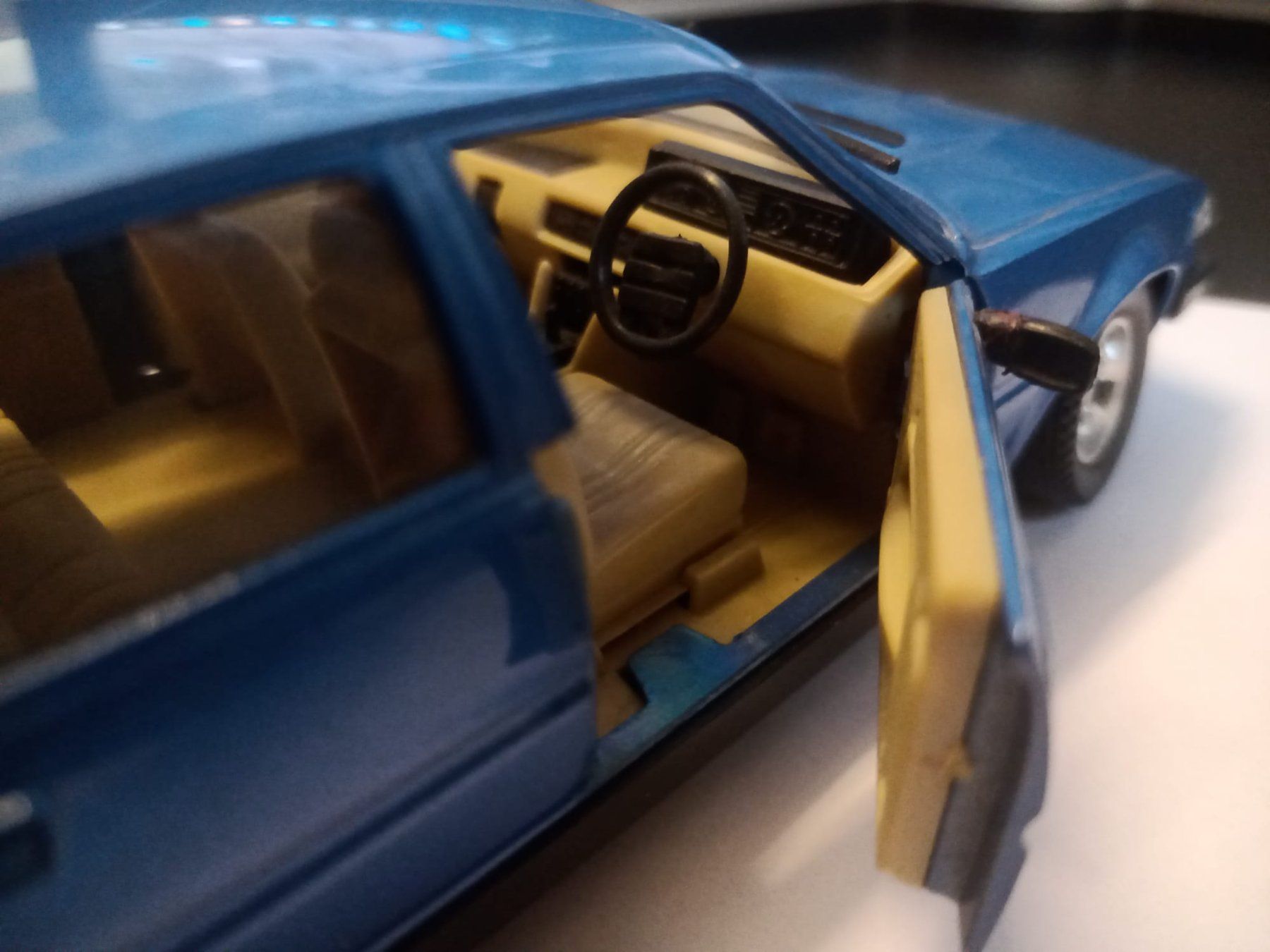 Polistil Modellini d'auto: 1:25 Polistil Rover 3500 – Usato da Oberägeri venduto da mir_p8s7 4