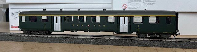 Märklin Modellini di ferrovie: Märklin Leichtstahlwagen A – Usato da Winterthur venduto da dond1 1