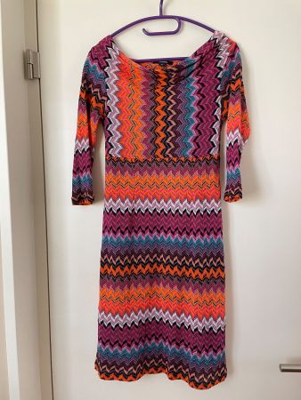 Comma Strick Kleid Zick-Zack Feinstrick Gr. 34 m. Unterkleid