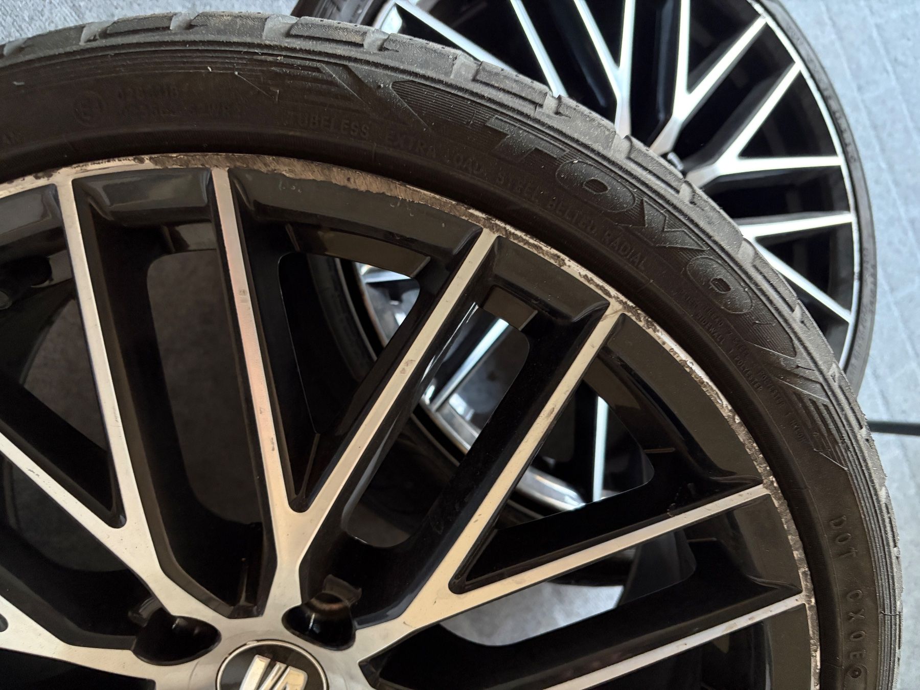 Seat Pneumatici & Ruote complete: SEAT Leon Cupra 5F Originalfelgen – Usato da Lotzwil venduto da YaMey35 5