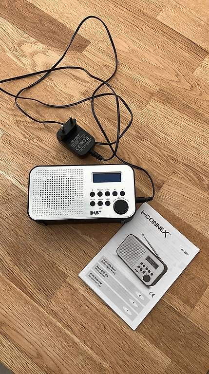 Radios: kleines DAB Radio  – Gebraucht aus Bürglen UR von knispel280