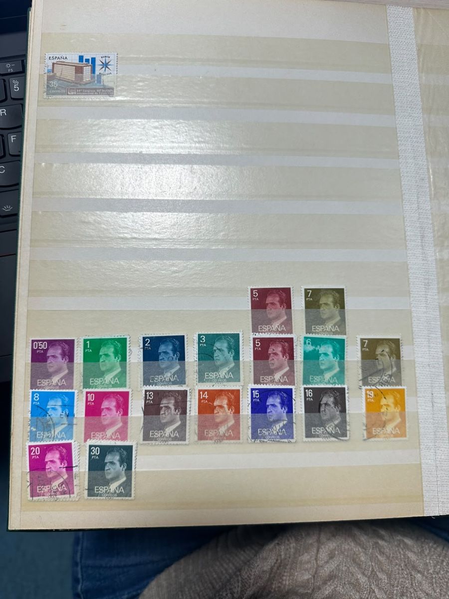 Tous les timbres: Timbres poste ESPAGNE – D'occasion à Neuchatel par RinoICF