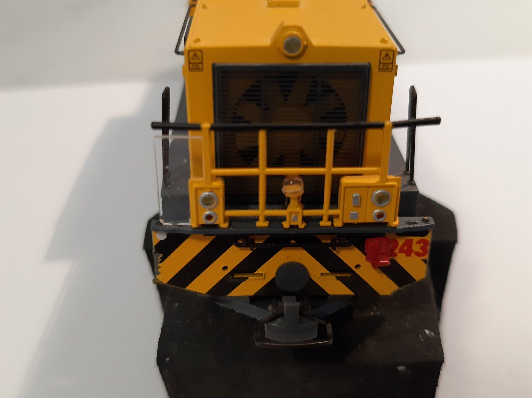 Bemo 1389 RhB Gmf 4/4 243 ディーゼル機関車 HOm Bemo 1389 RhB Gmf 4/4 243 ディーゼル機関車 HOm
