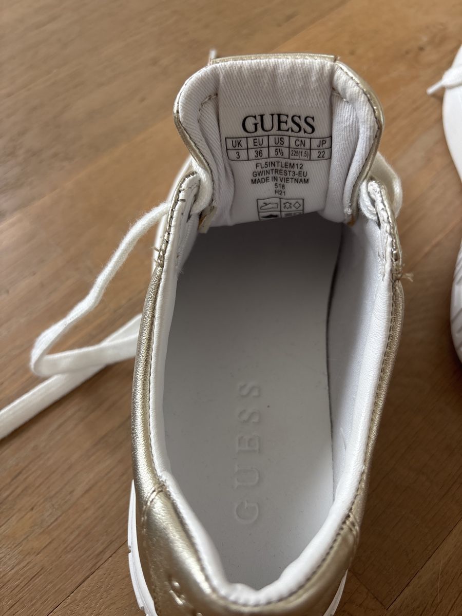 Guess Scarpe da donna: Guess Sneaker Grösse 36 – Nuovo (secondo la descrizione) da Sempach venduto da Regi3 3