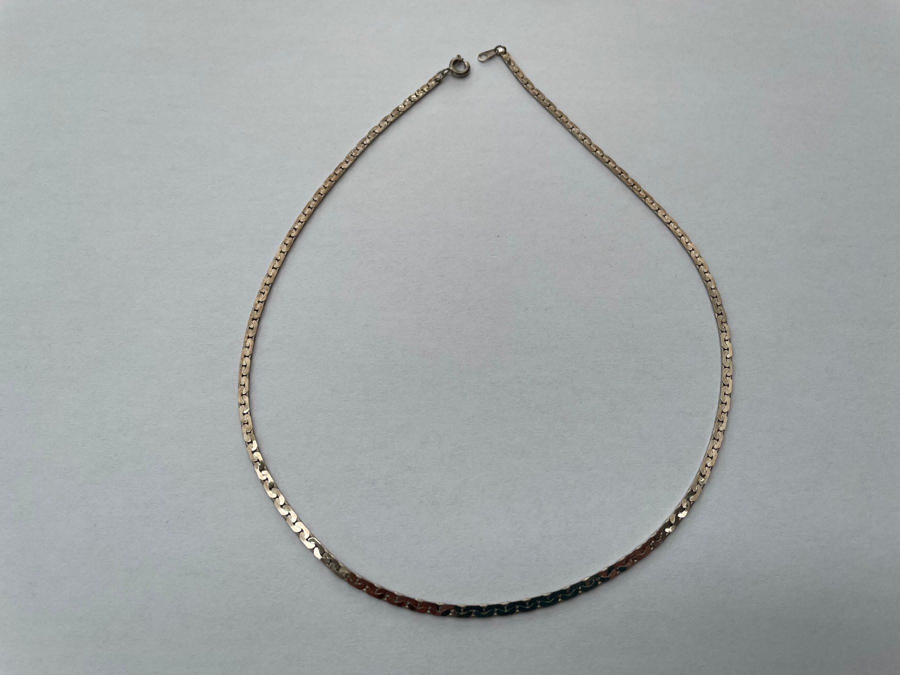 Catenine: Schöne Halskette S-Muster – Usato da Schnaus venduto da sueg01