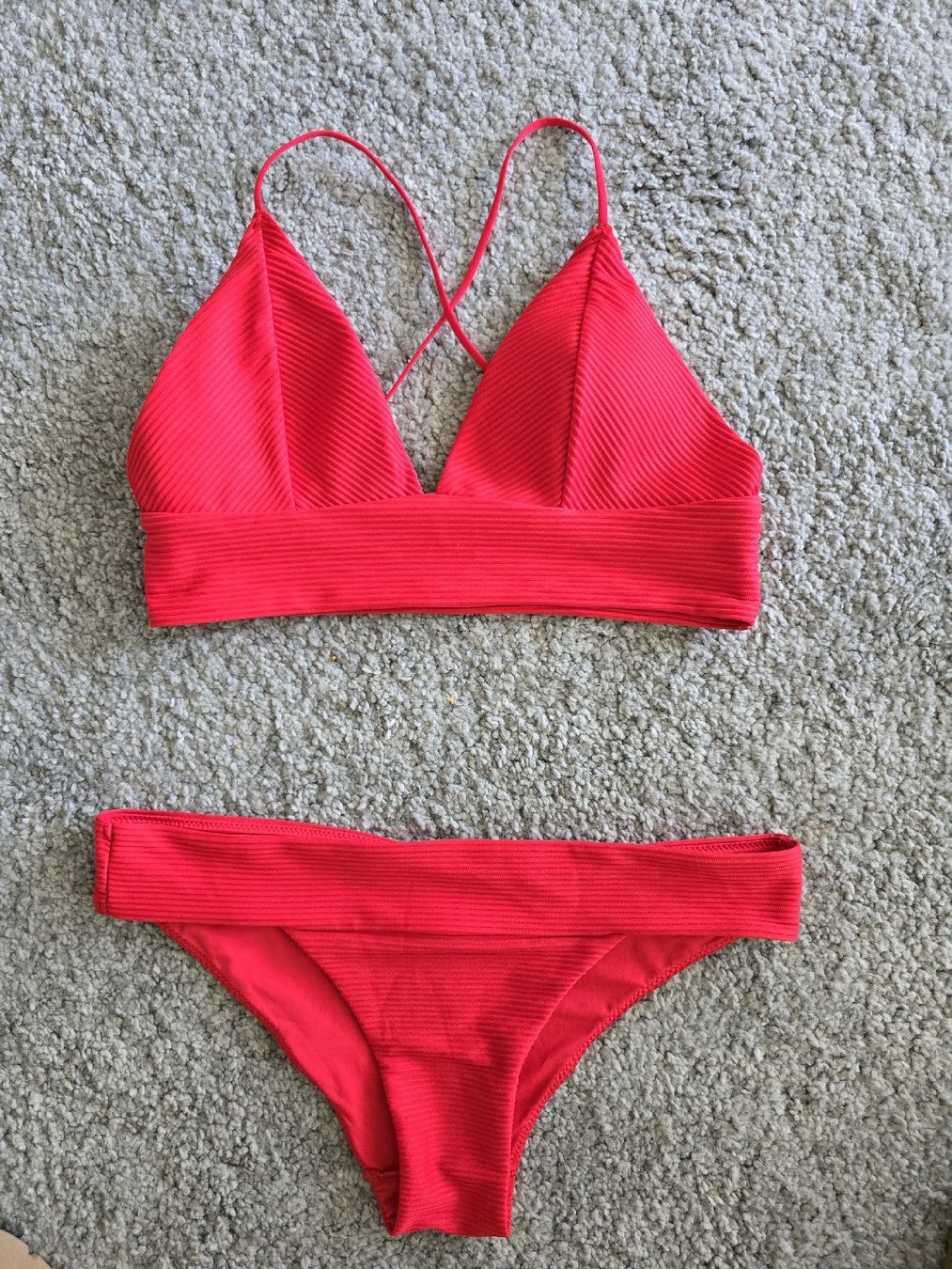 H&M Costumi da bagno & Bikini: Bikini H&M Rot Grösse 38 Neu  – Nuovo (secondo la descrizione) da Dietikon venduto da Kaska2020