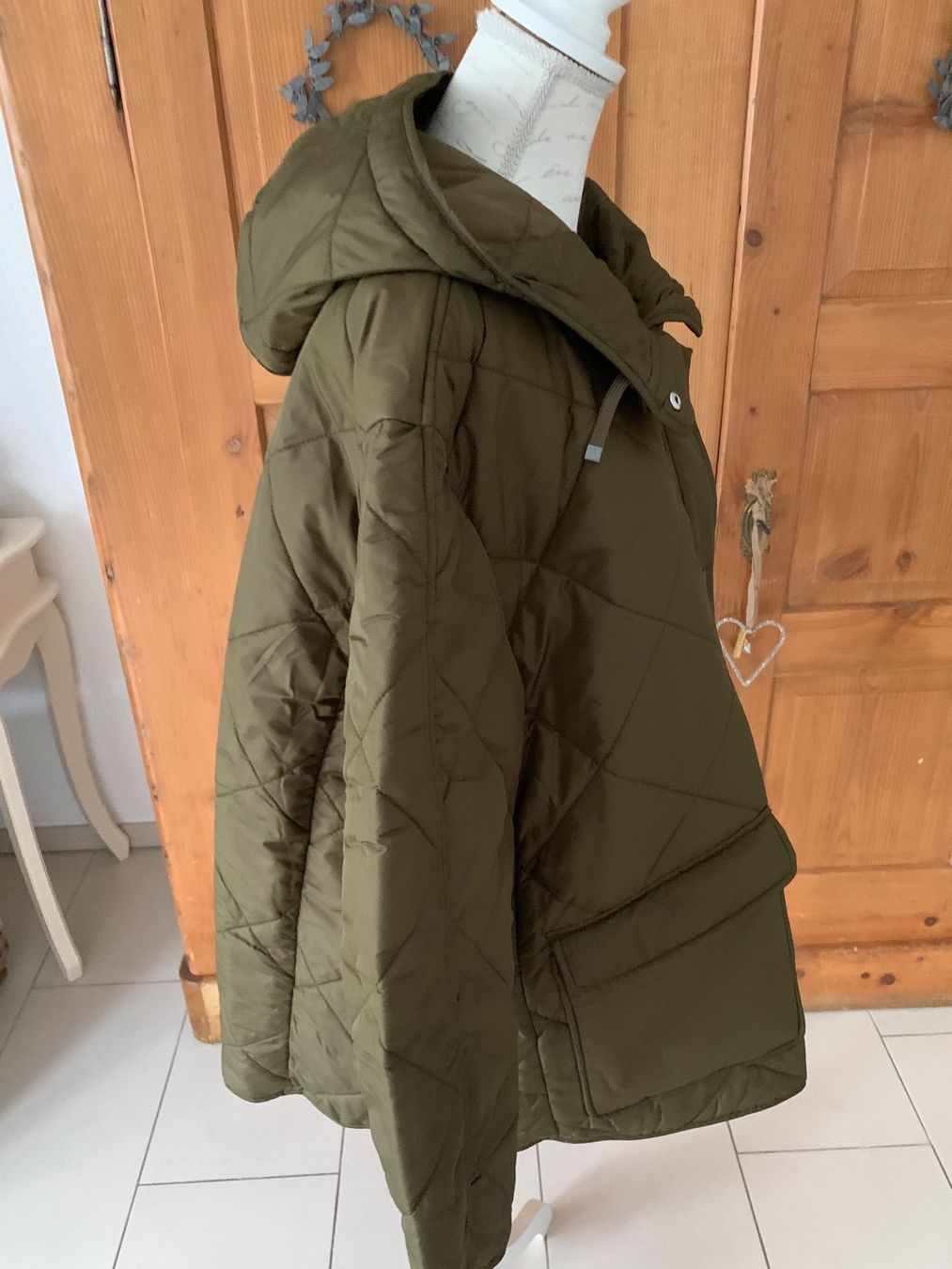 H&M Giacche: Steppjacke von H&M Gr.XL olive – Usato da Ellikon an der Thur venduto da Bali1999 2
