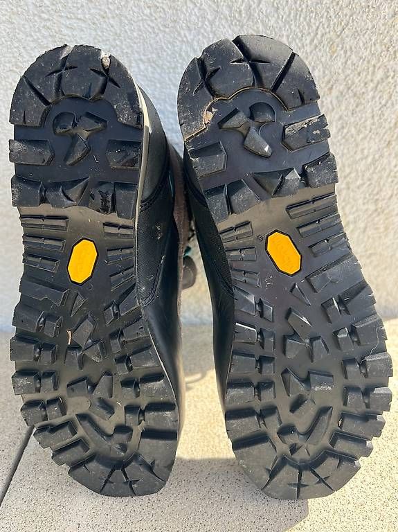 Scarpa Scarpe da uomo: Chaussures de randonnée Scarpa R-Evolution GTX - taille 40 – Usato da Ovronnaz venduto da ddo_6lbf 2