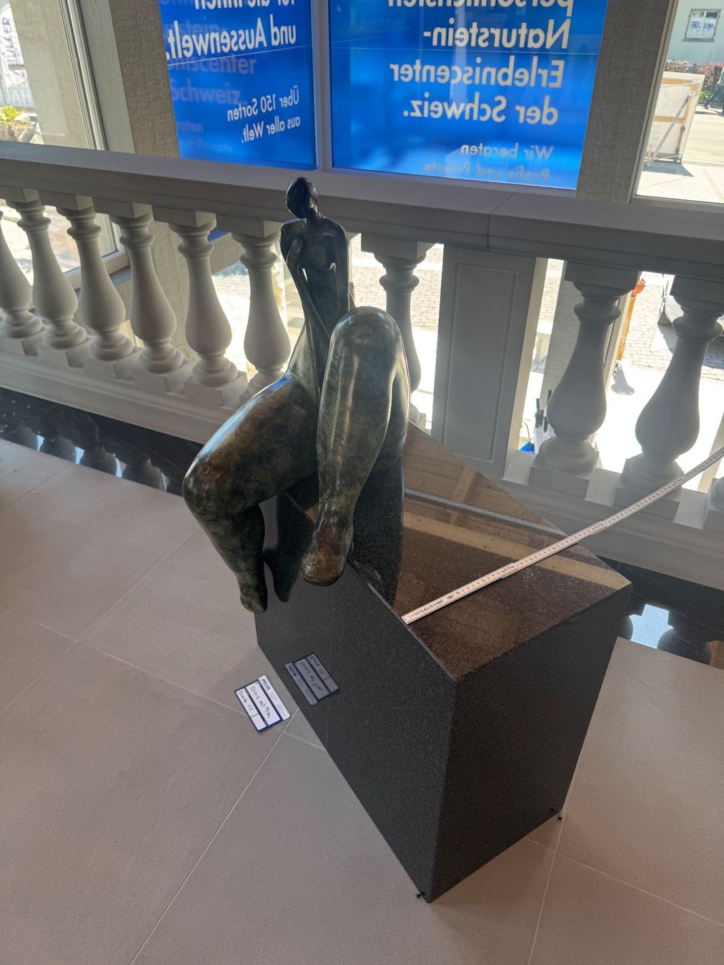 Sculture & Statue: Korpus mir Figur – Usato da Neuhaus venduto da Mueller_Naturstein 2