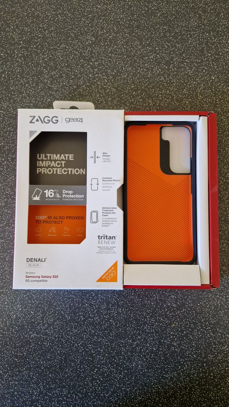 Samsung Cover & Protezioni schermo: Samsung S22 Handyhülle neu – Usato da Degersheim venduto da Biker034