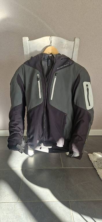 Jacken: Veste moto Macna – Gebraucht aus La Sagne von Ilmeones