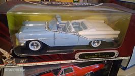 1:18 1957 Oldsmobile Super 88