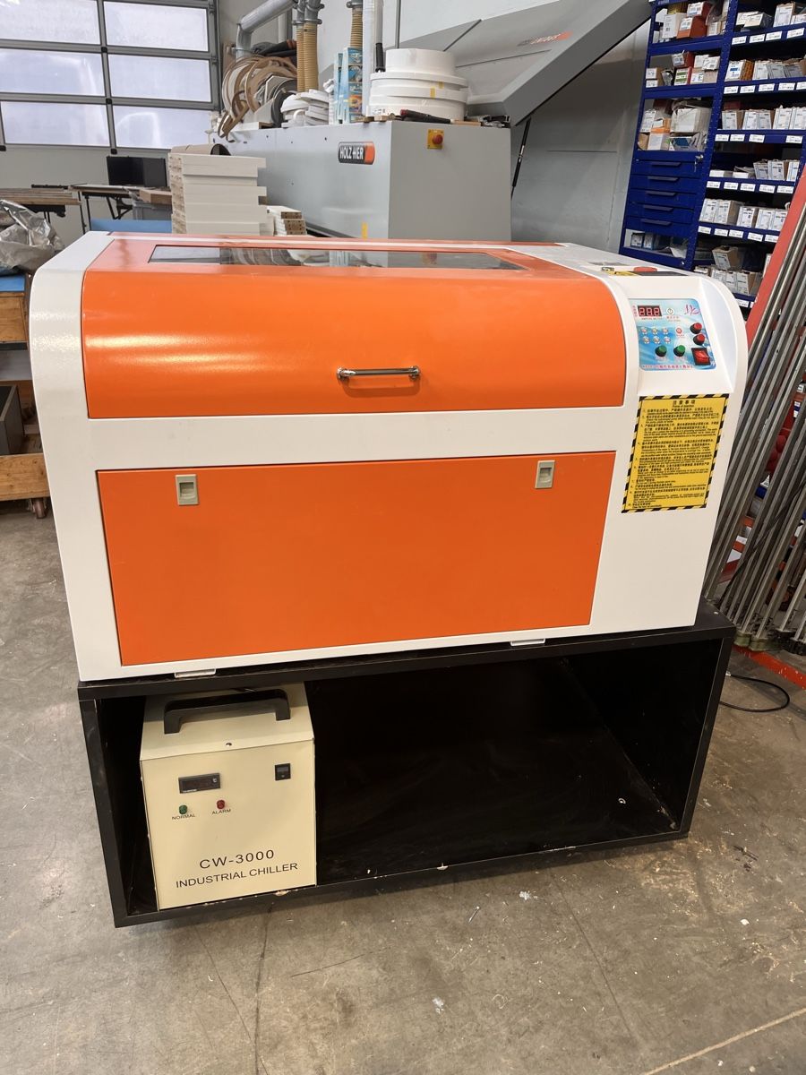 Tutte le macchine: Laser Gravierer CO2 60W – Usato da Bülach venduto da Stitch79 1