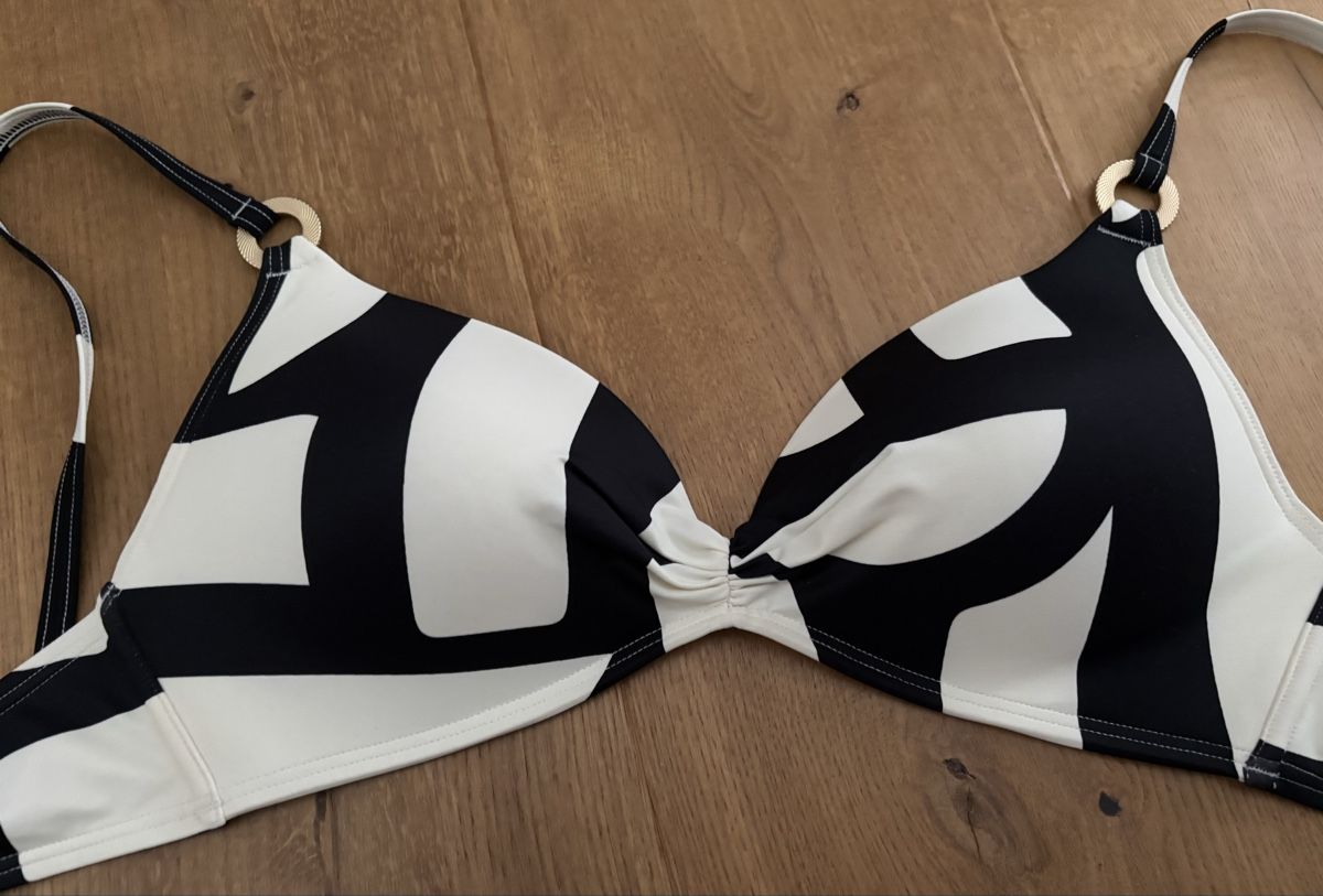 Triumph Costumi da bagno & Bikini: Bikini 38 Triumph Black White/Size S – Nuovo (secondo la descrizione) da Windisch venduto da bymarikaa 1