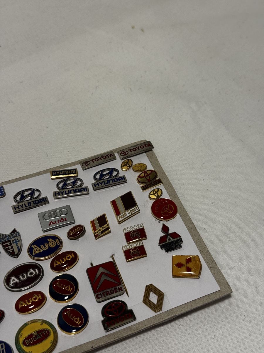 Placchette & Badge: Auto Pins Anstecker Sammlung – Usato da Stüsslingen venduto da leo_nzh6 5