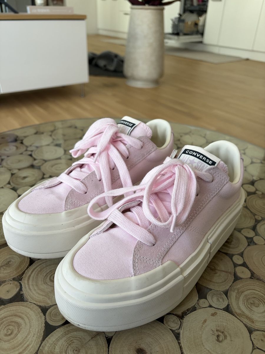 Converse Damenschuhe: Converse Schuhe 38 rosa – Gebraucht aus Brunnen von meme001