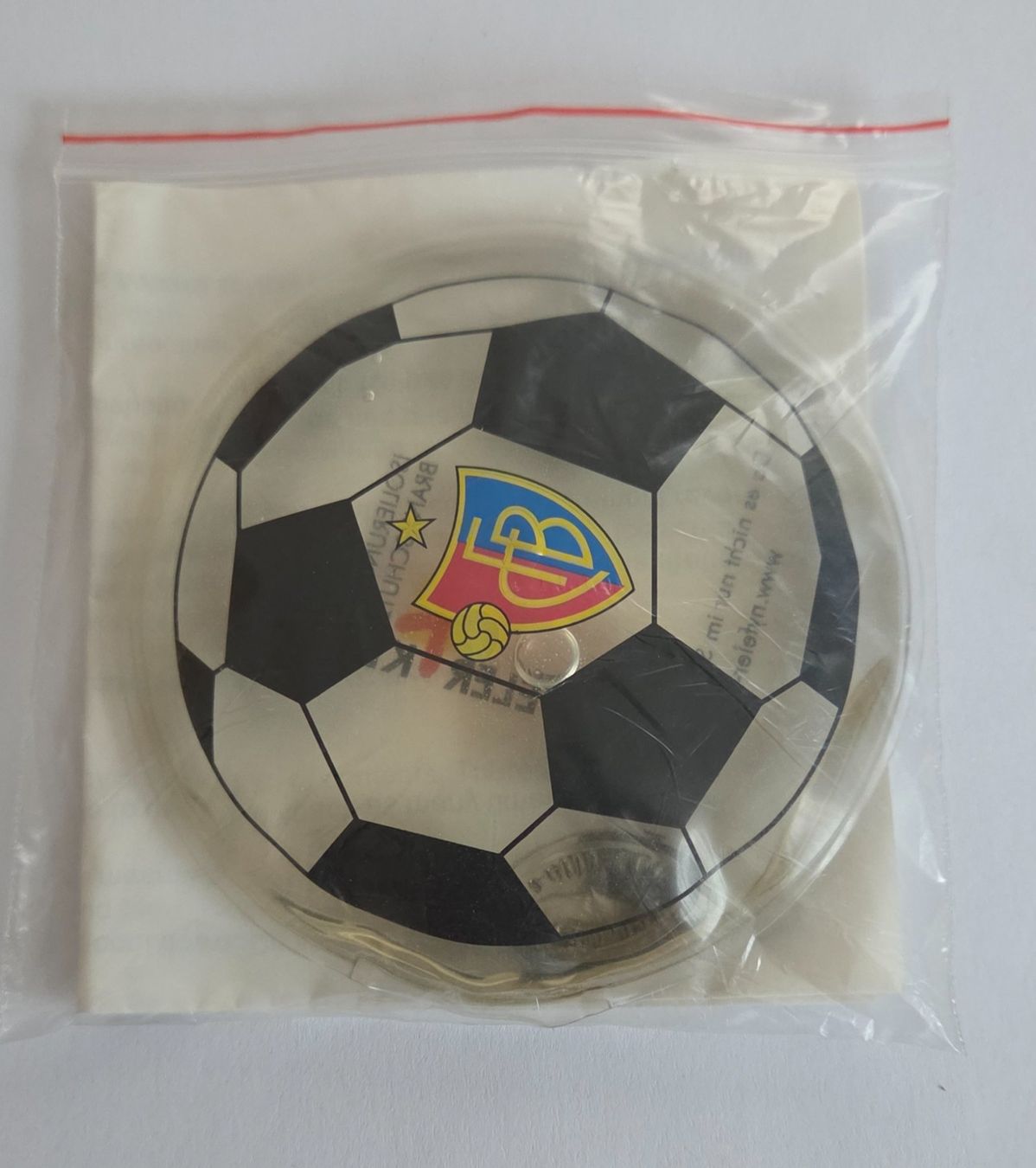 Sonstige Kleidung & Accessoires: FCB, FC Basel Wärmekissen – Neu und originalverpackt aus Möriken AG von Mavo 1