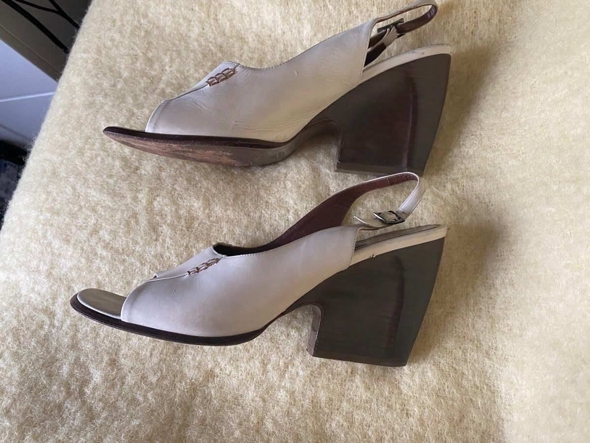 Bally Scarpe da donna: Chaussures Bally 38,5 – Usato da Geneve venduto da Monthoux13 1