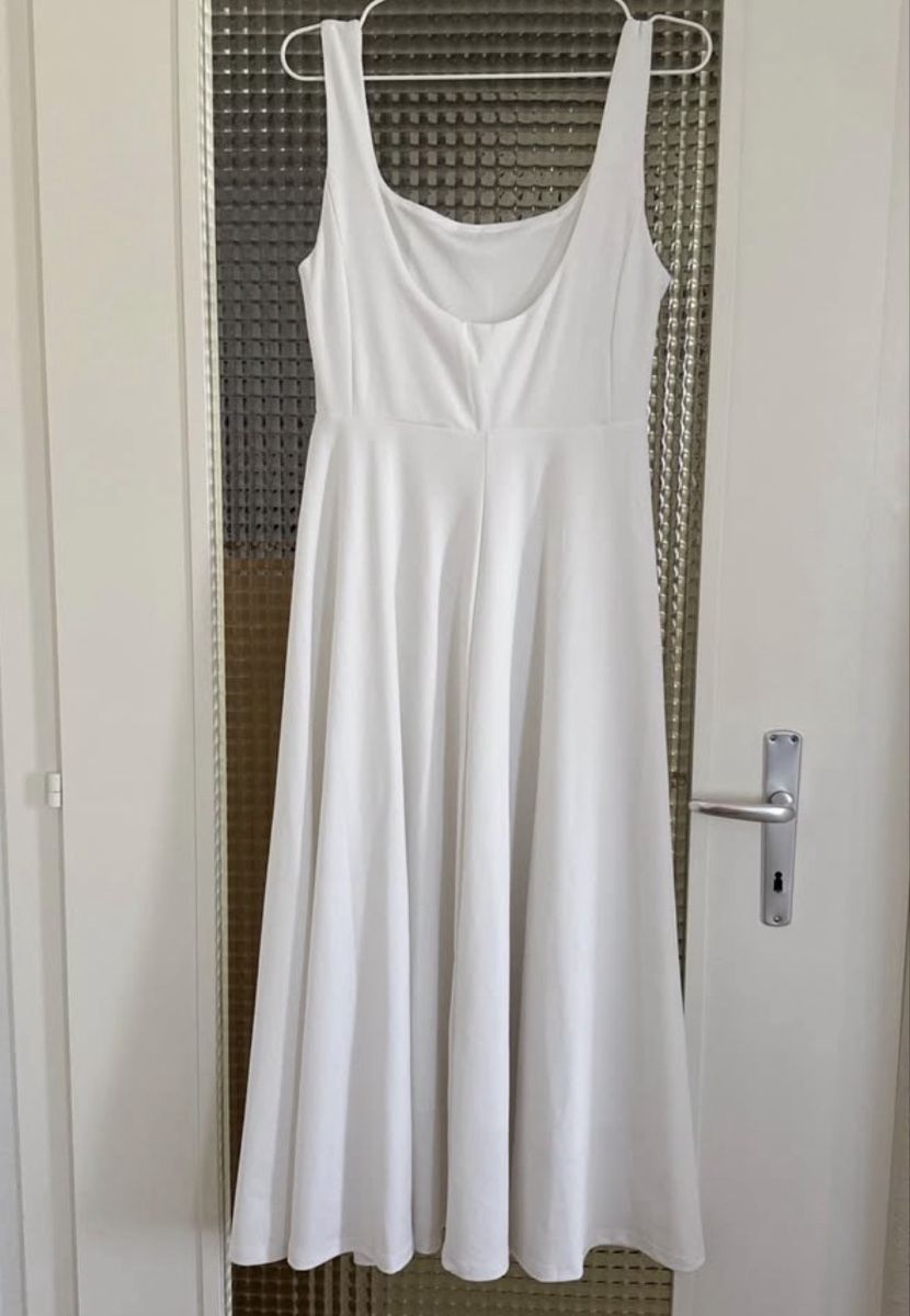 Vestiti: NoBrand - Robe été - taille M – Nuovo (secondo la descrizione) da Belmont-Lausanne venduto da Michelle_Srdr_ 3