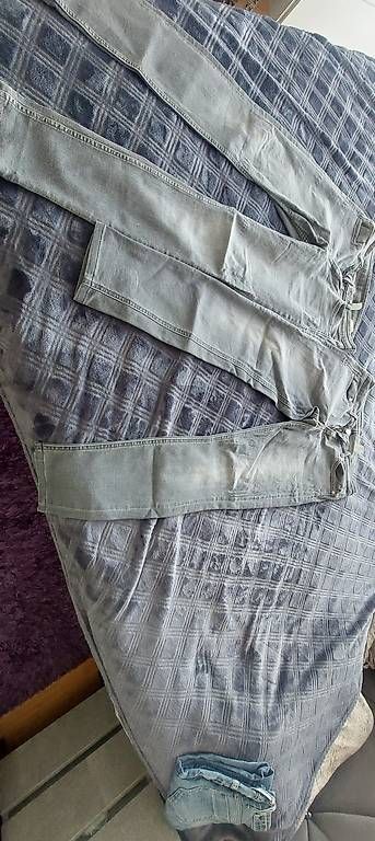 Jeans: Denim Jeans – D'occasion à Chur par mal_6m7r 1